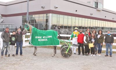 Hamsandwich and connections in the winner's circle