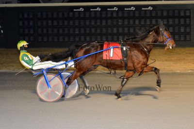 0,000 DSBF Filly Pace Final at Dover Wednesday